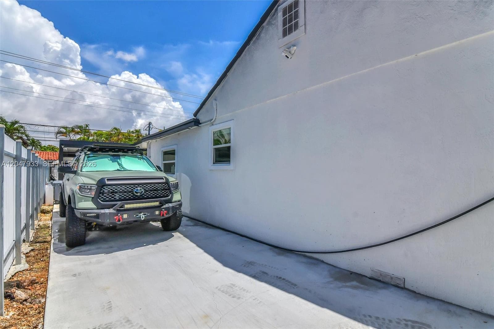6575 SW 39th Ter photo 14