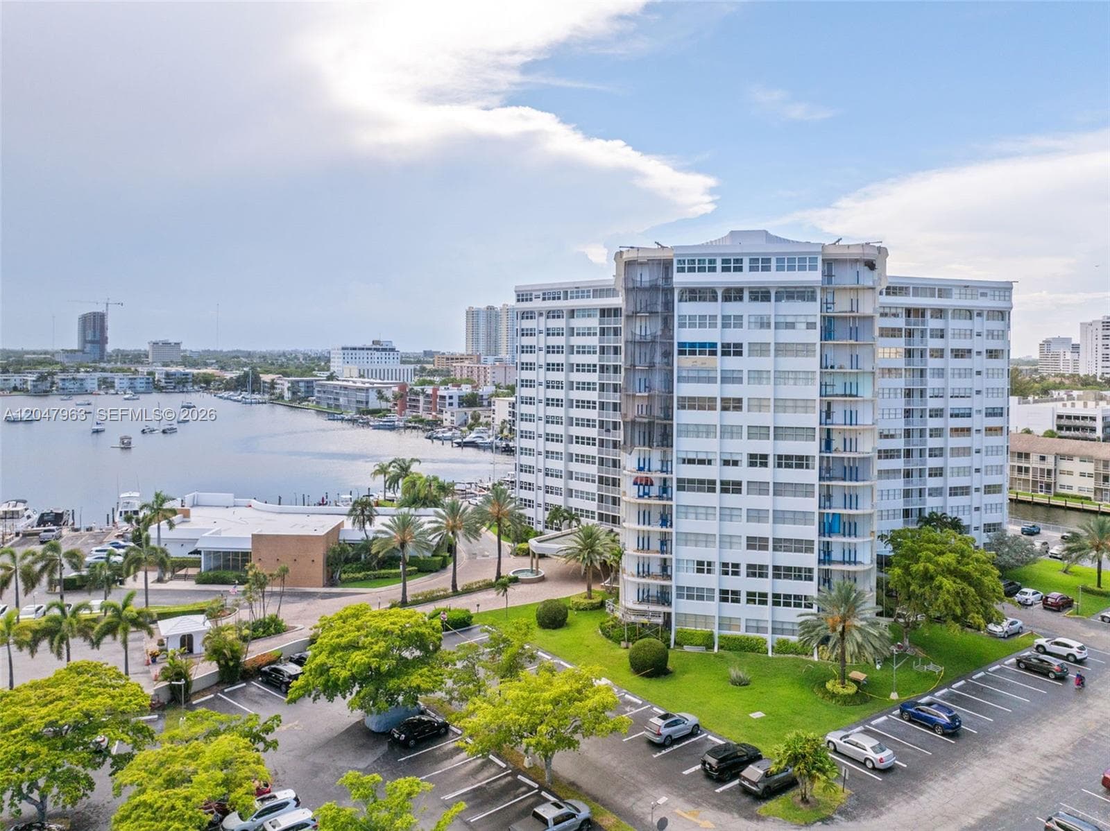 Lake Point Tower · #901 in Hallandale Beach - Photo 62