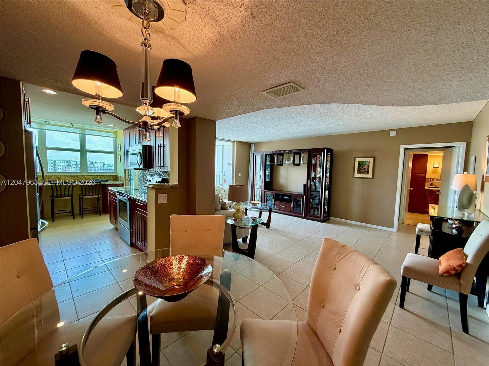 Lake Point Tower · #901 in Hallandale Beach - Photo 16