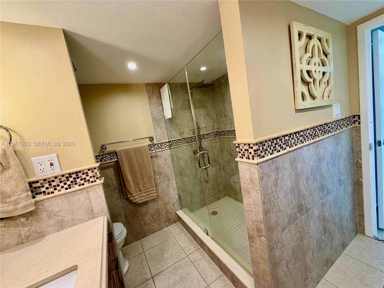 Lake Point Tower · #901 in Hallandale Beach - Photo 38