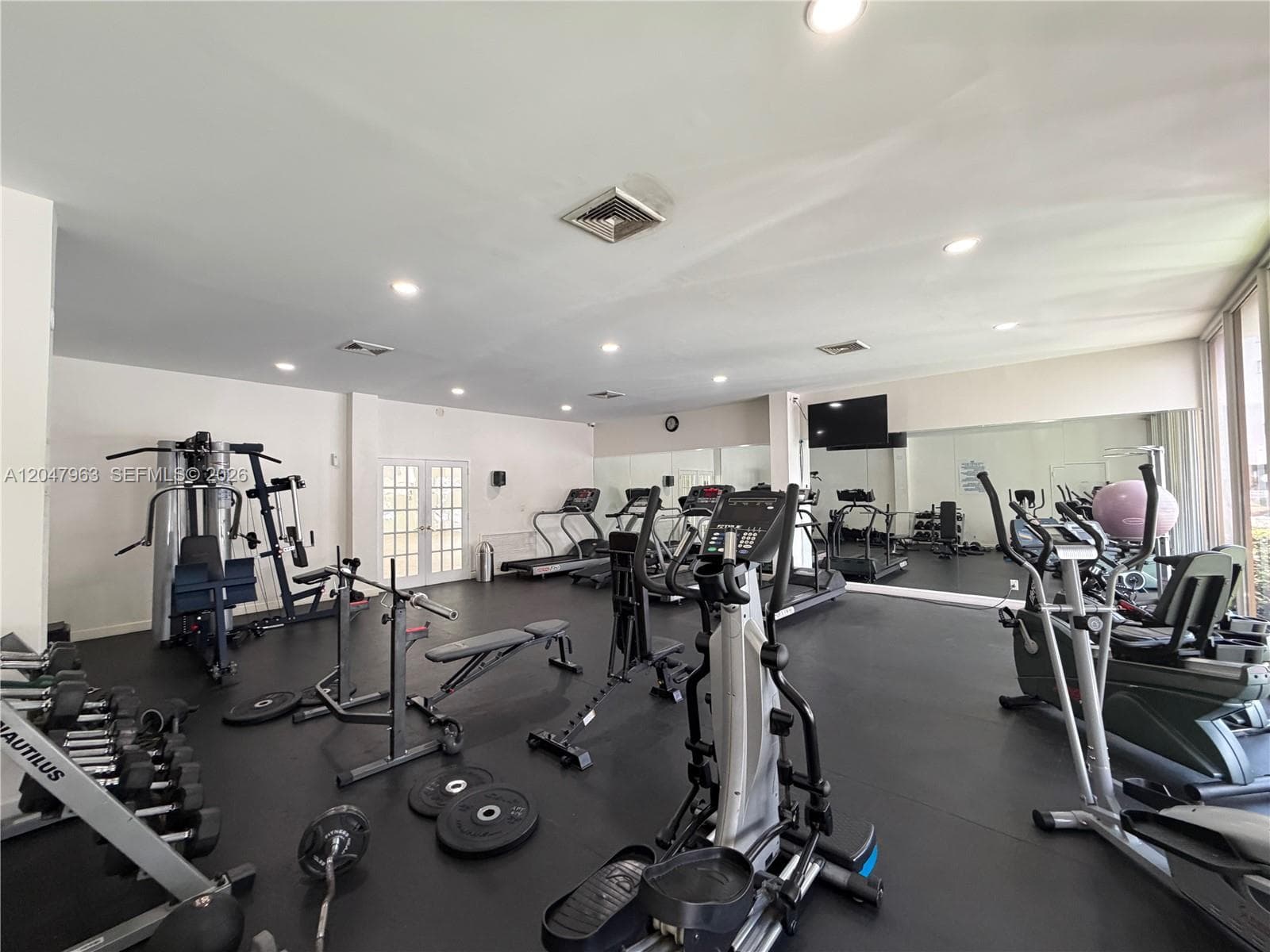 Lake Point Tower · #901 in Hallandale Beach - Photo 54