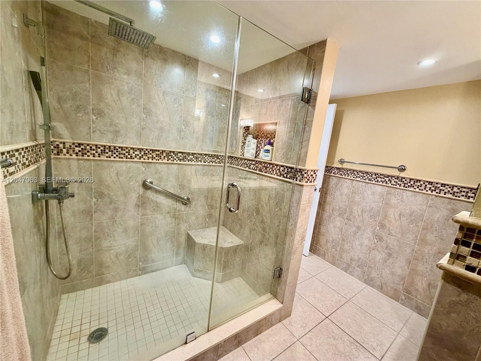 Lake Point Tower · #901 in Hallandale Beach - Photo 39