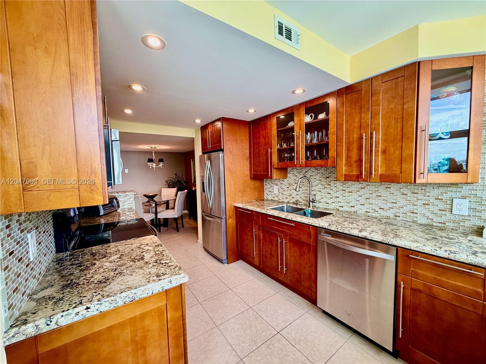 Lake Point Tower · #901 in Hallandale Beach - Photo 25