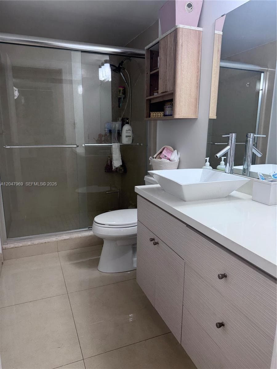 Olympus tower · #115 in Hallandale Beach - Photo 16