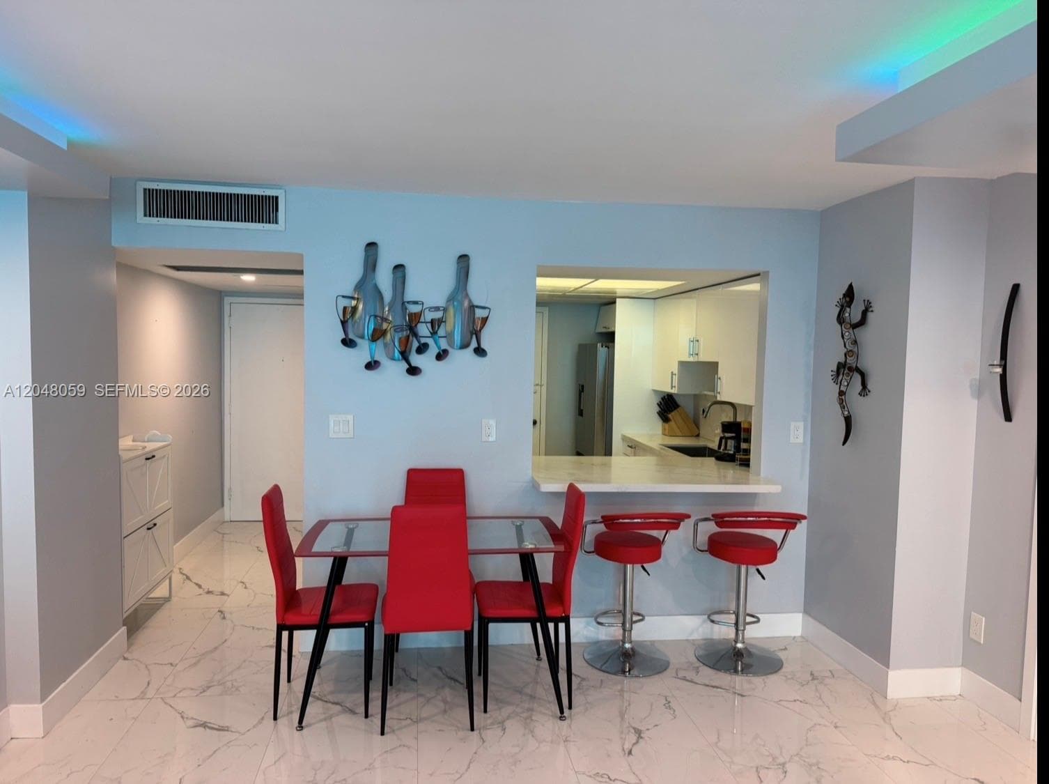 PARKER TOWER CONDO · #1003 in Hallandale Beach - Photo 2