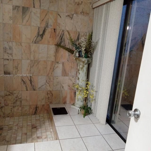 Sonoma Lakes Condo · #206 in Miami - Photo 4