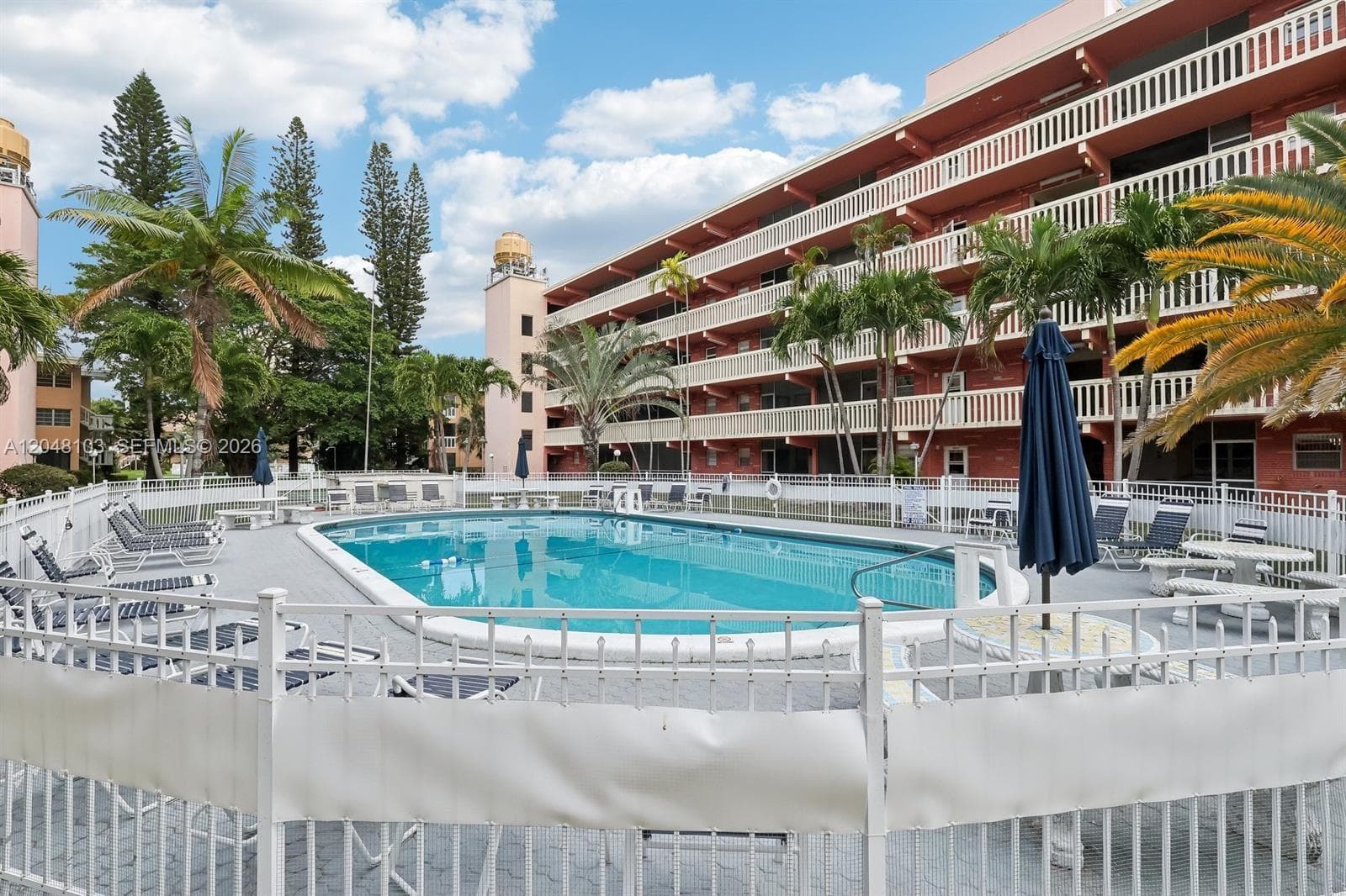 ELDORADO PLAZA WEST CONDO · #3E in Hallandale Beach - Photo 2