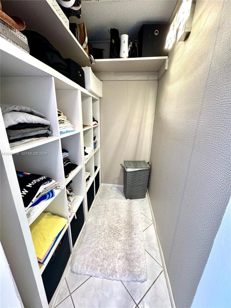 Arlen House · #1603 in Sunny Isles Beach - Photo 15