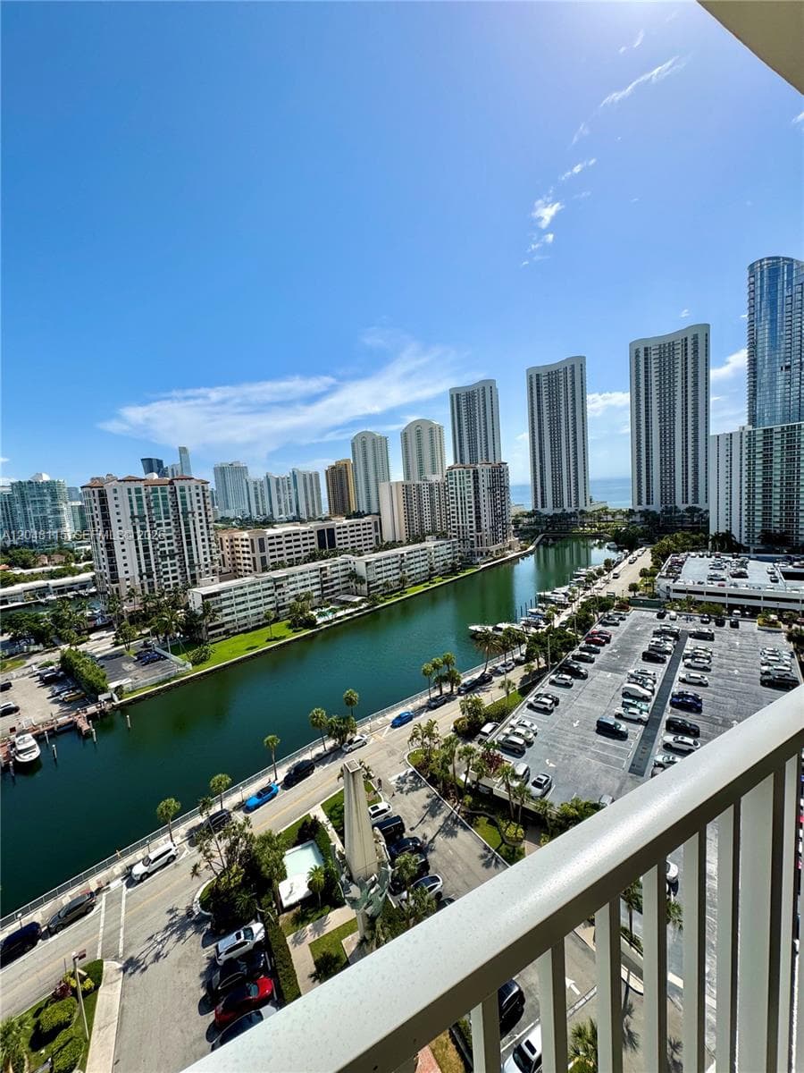 Arlen House · #1603 in Sunny Isles Beach - Photo 4