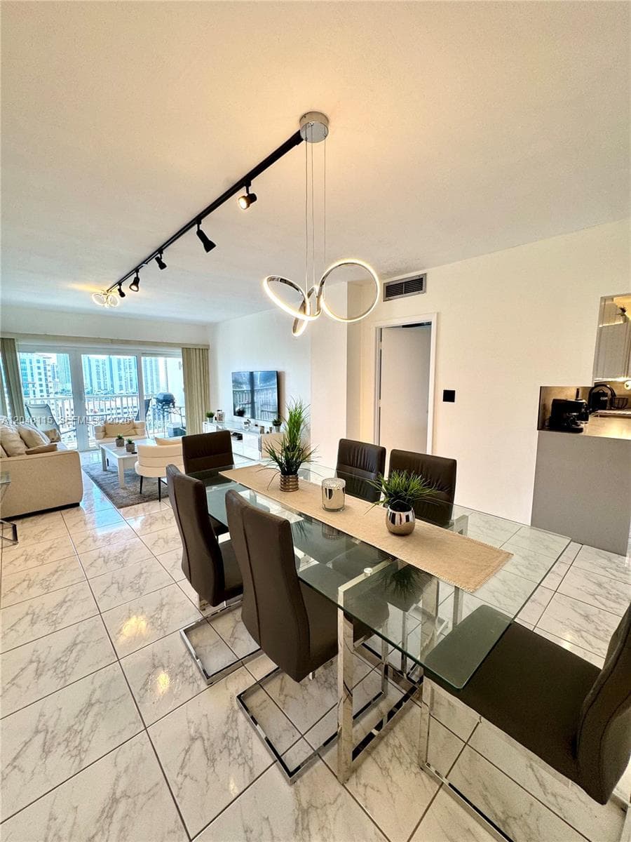 Arlen House · #1603 in Sunny Isles Beach - Photo 7
