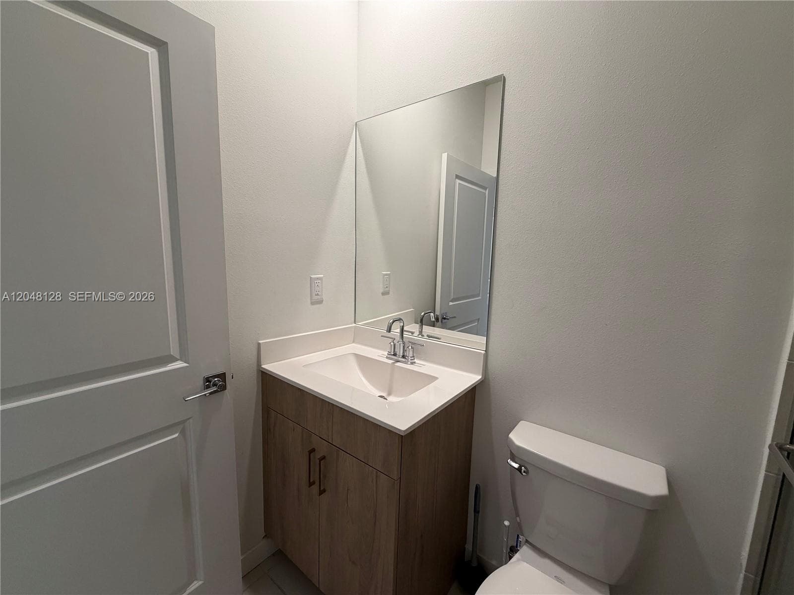 159 NE 13th Ter photo 6