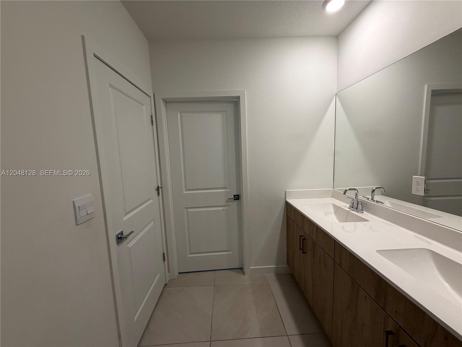 159 NE 13th Ter photo 14