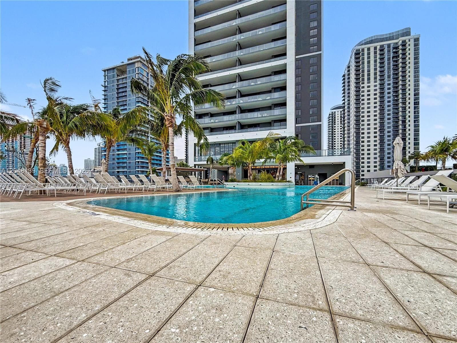 Gale Hotel & Residences (Natiivo) · #2002 in Miami - Photo 47