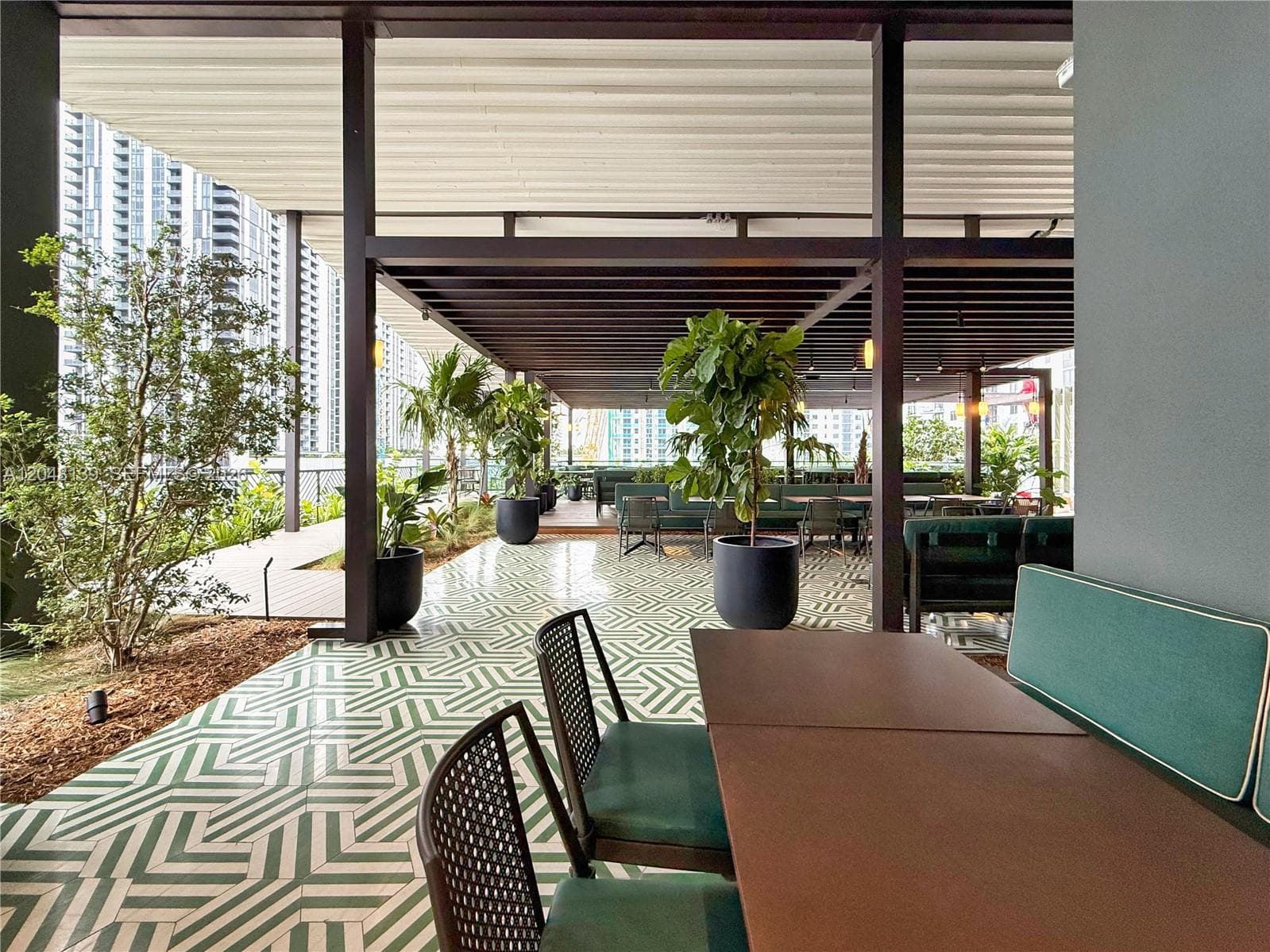 Gale Hotel & Residences (Natiivo) · #2002 in Miami - Photo 32