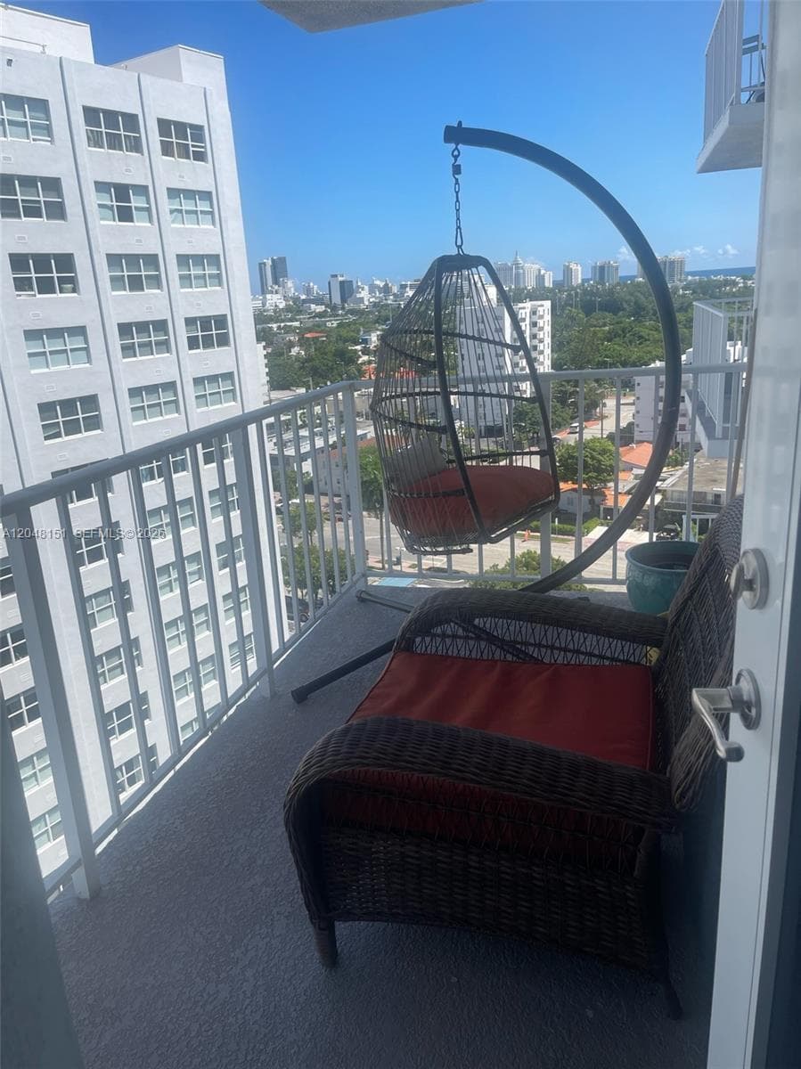 BAYVIEW TERR CONDO · #1104 in Miami Beach - Photo 16