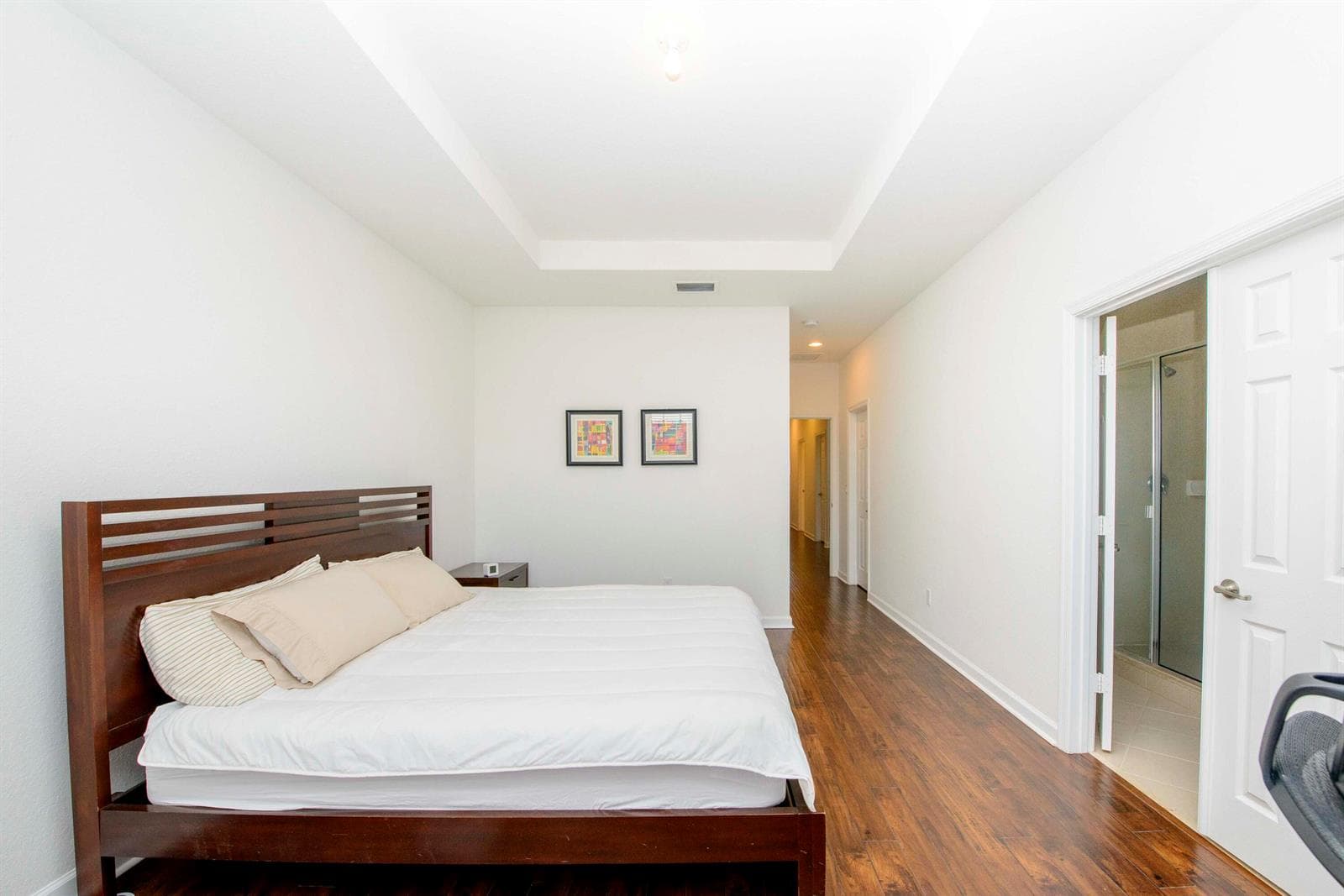 08- Master room (2)