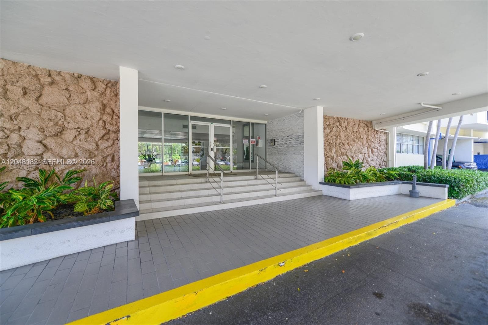 OCEAN VIEW TOWERS CONDO · #312 in Hallandale Beach - Photo 32