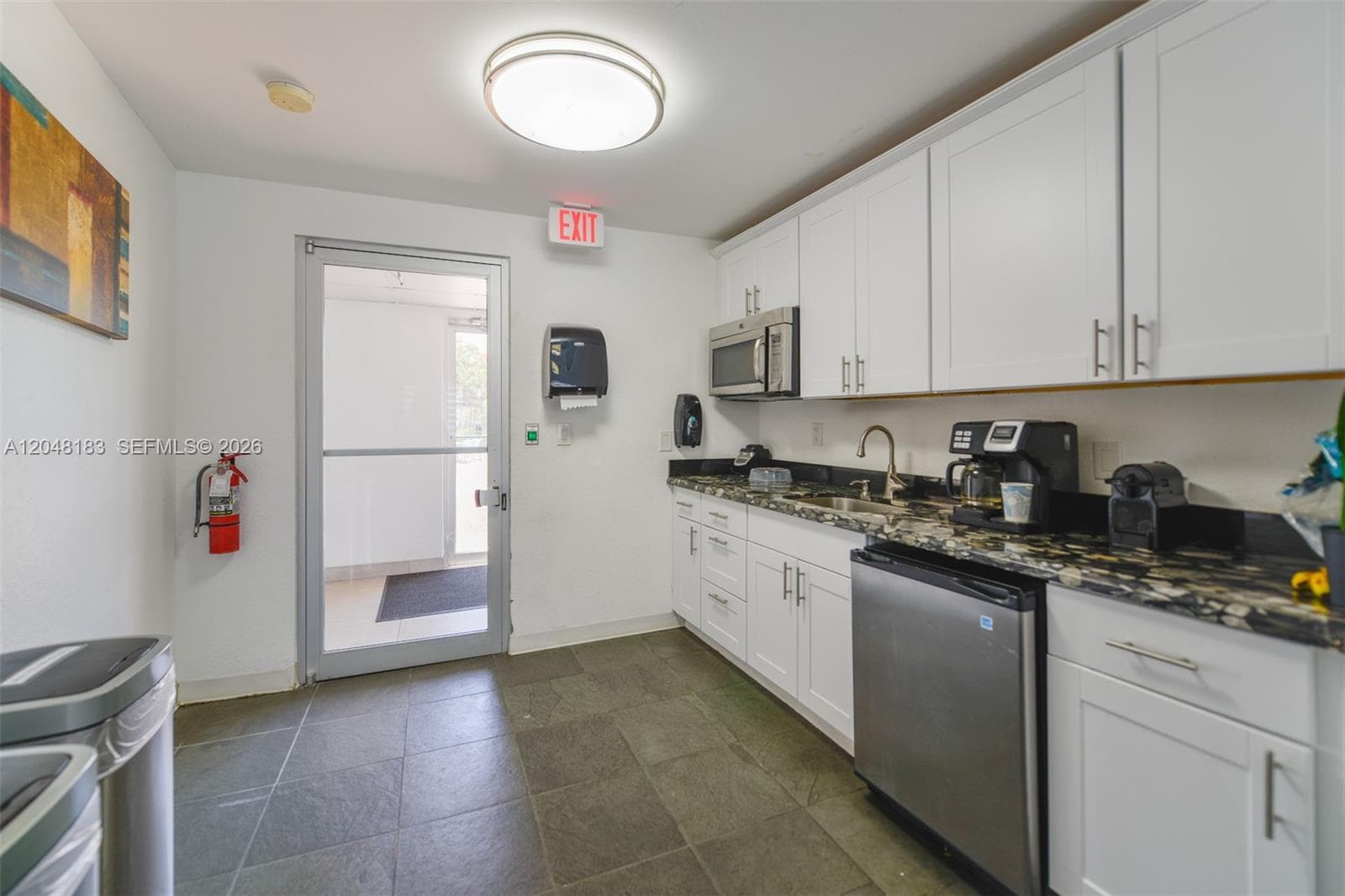OCEAN VIEW TOWERS CONDO · #312 in Hallandale Beach - Photo 38