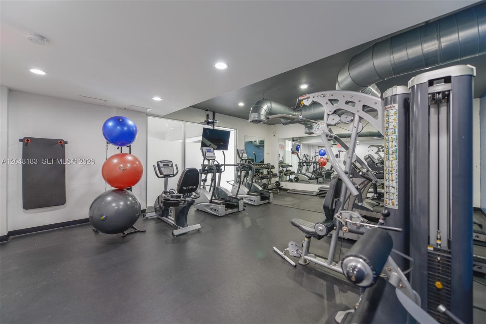 OCEAN VIEW TOWERS CONDO · #312 in Hallandale Beach - Photo 39