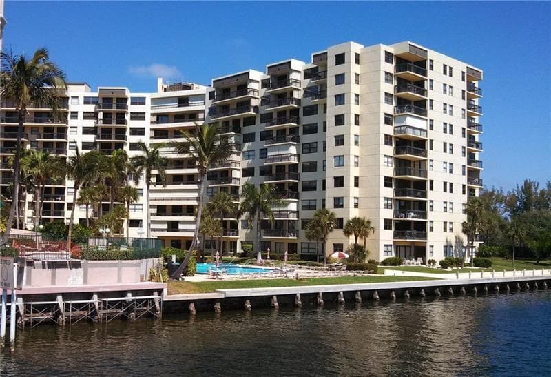 Voyager Condo