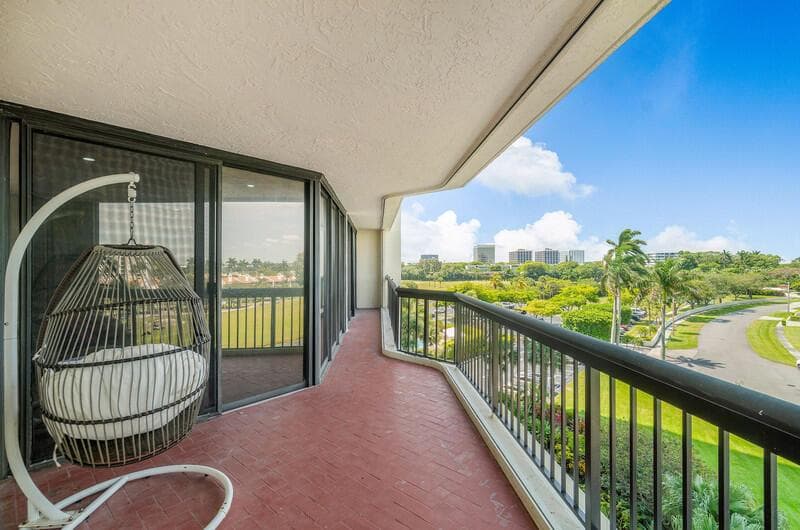 WRAP AROUND BALCONY