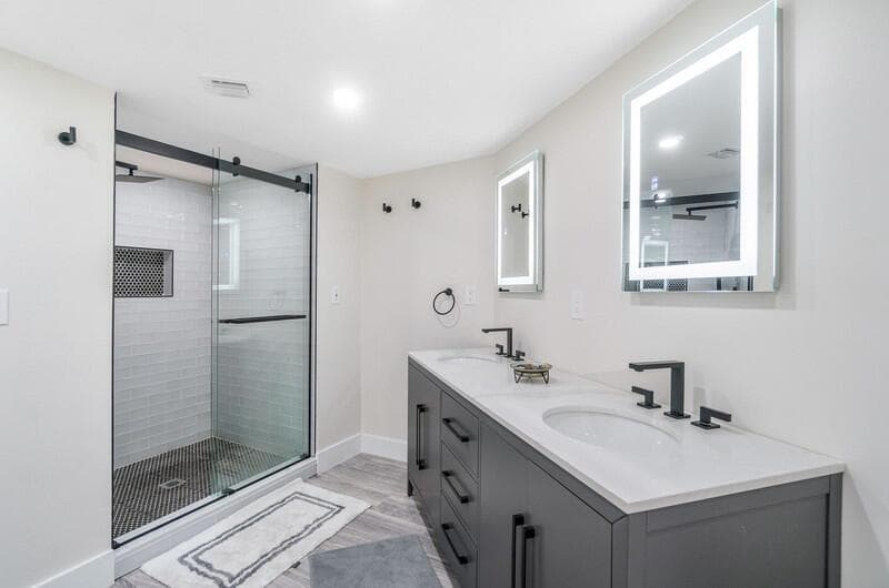 PRINCIPAL BATH
