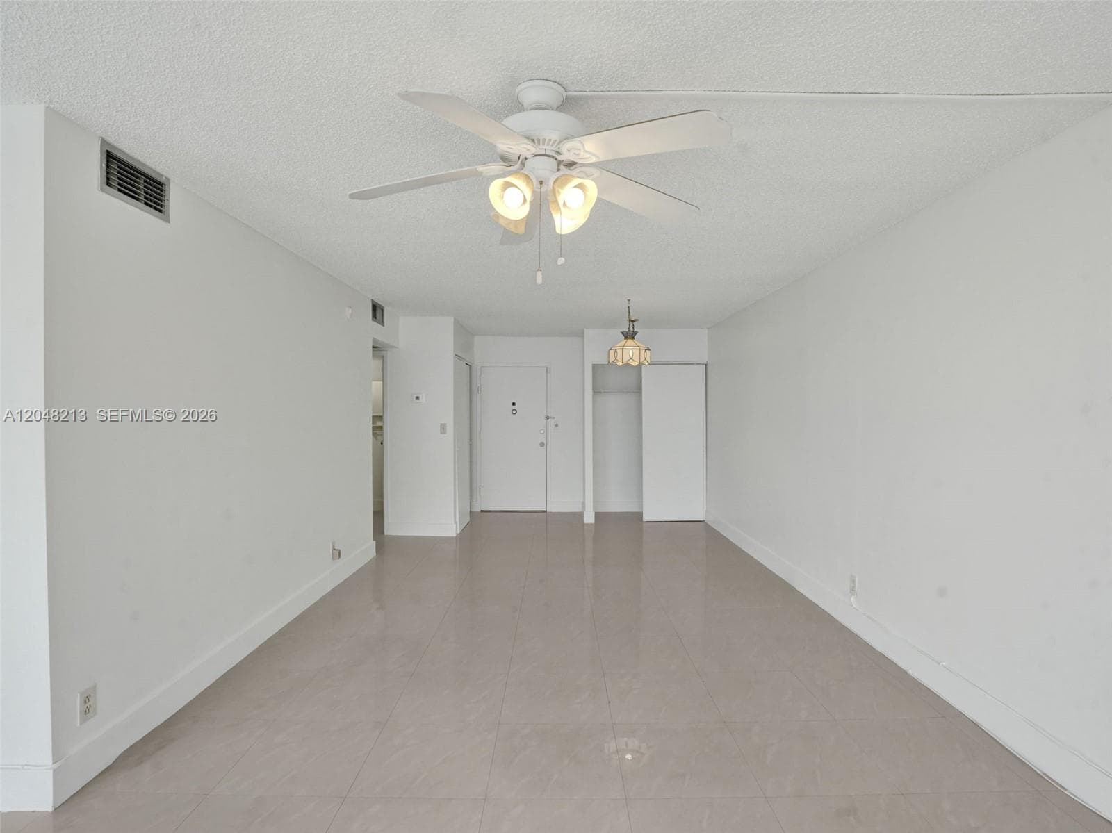 Desoto · #218 in Hallandale Beach - Photo 6