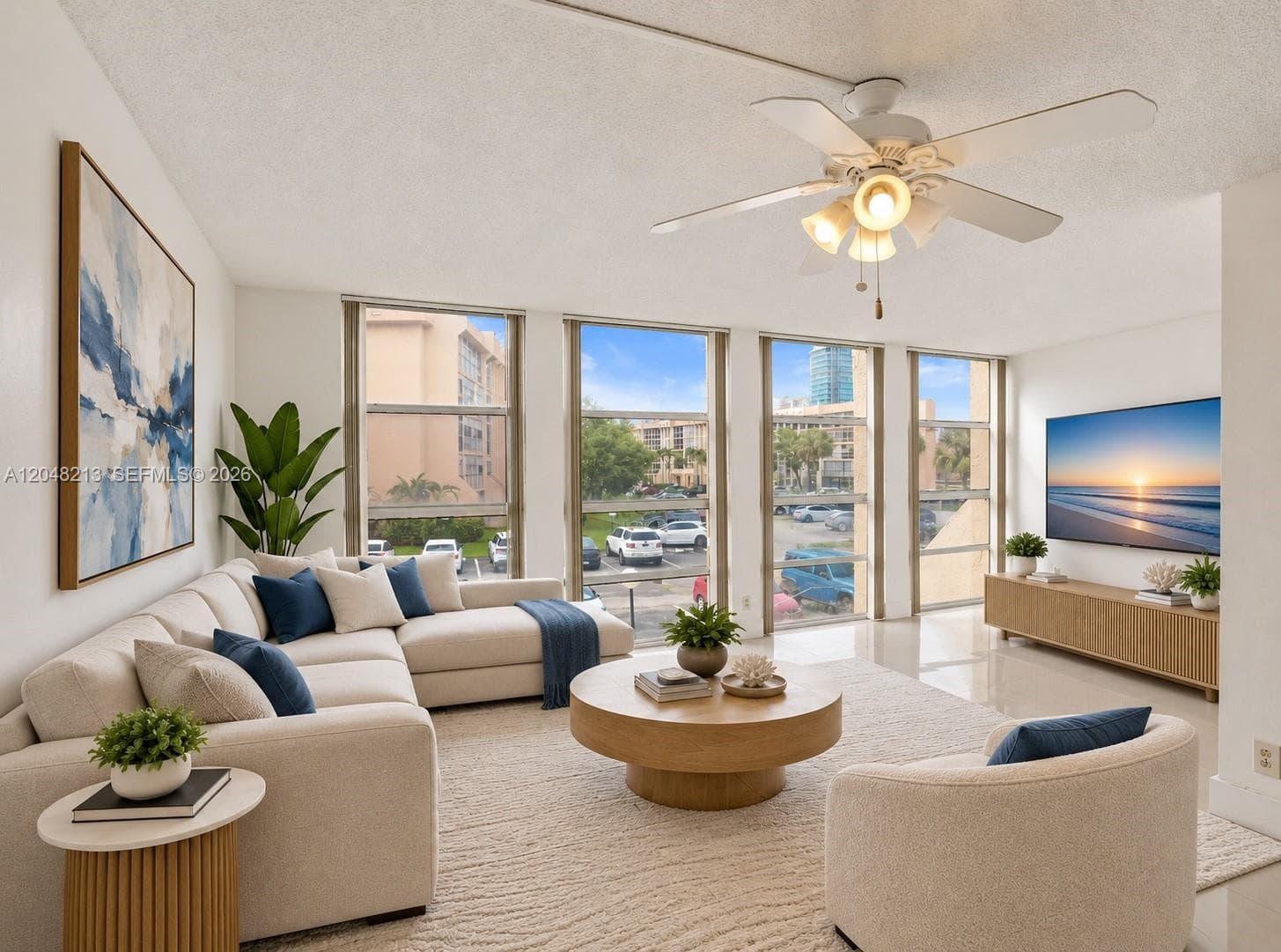Desoto · #218 in Hallandale Beach - Photo 1