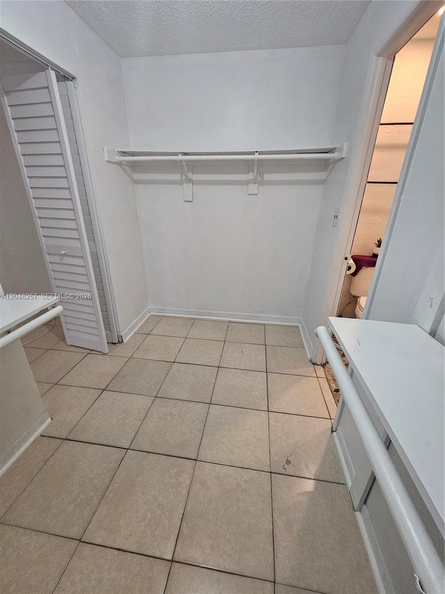 Main Bedroom Closet