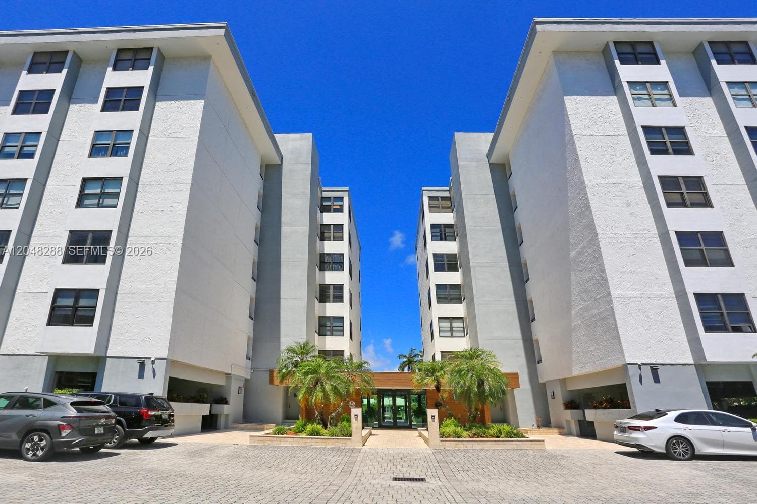 Island Manor Condo · #5A in Bay Harbor Islands - Photo 3