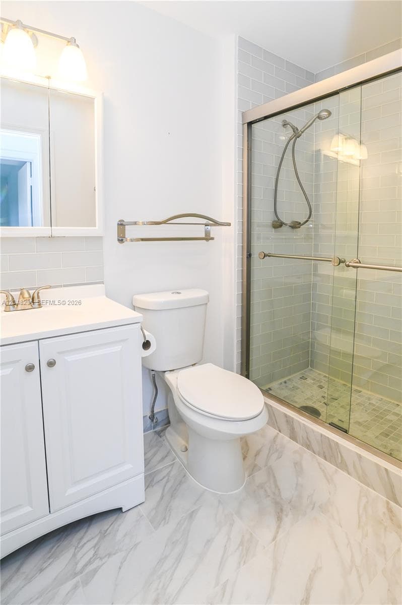 CYPRESS CLUB CONDO · #324 in Pompano Beach - Photo 18