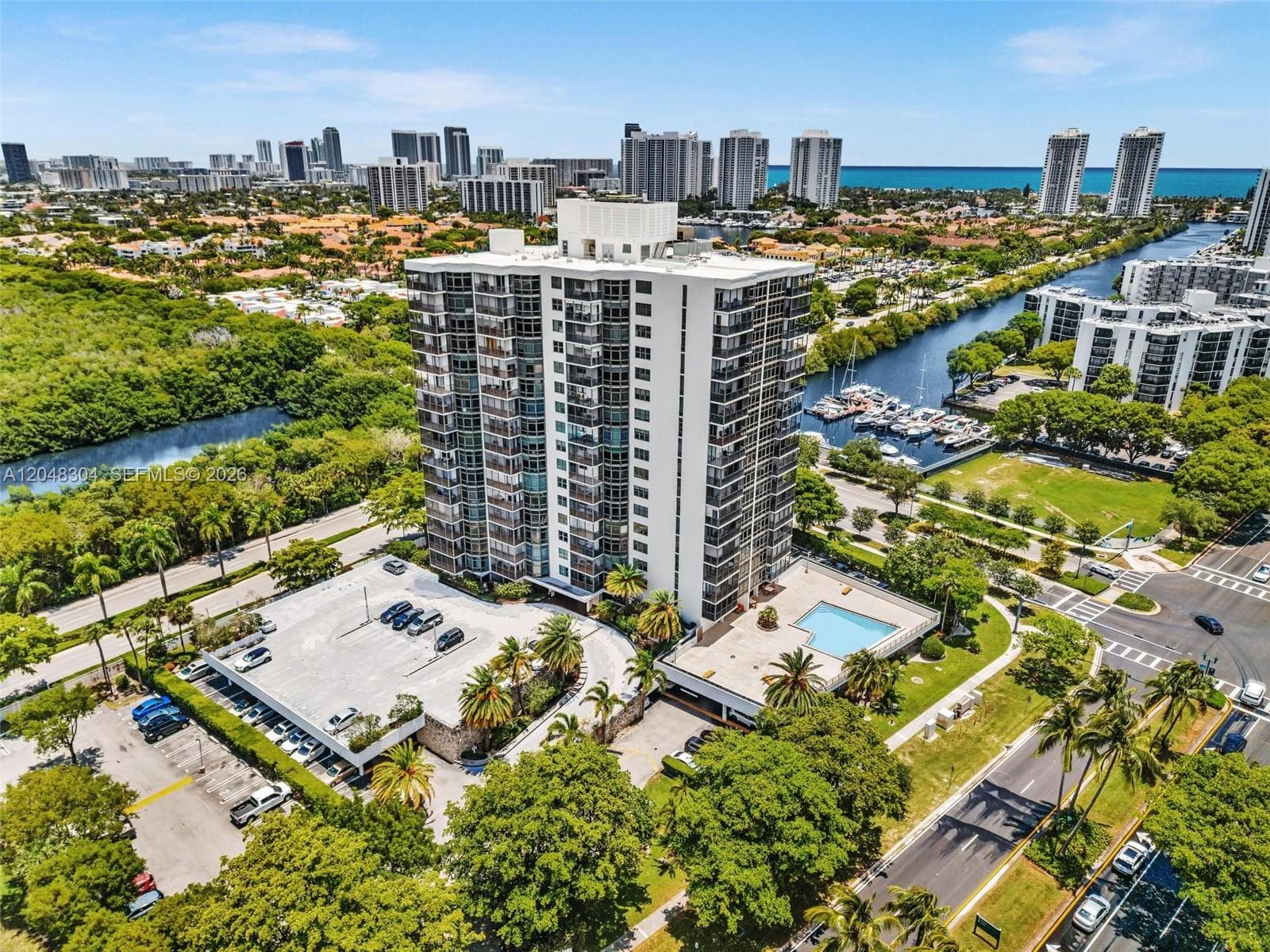 BONAVISTA CONDO · #905 in Aventura - Photo 42