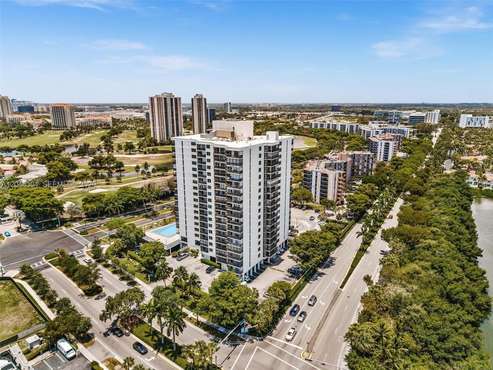 BONAVISTA CONDO · #905 in Aventura - Photo 46