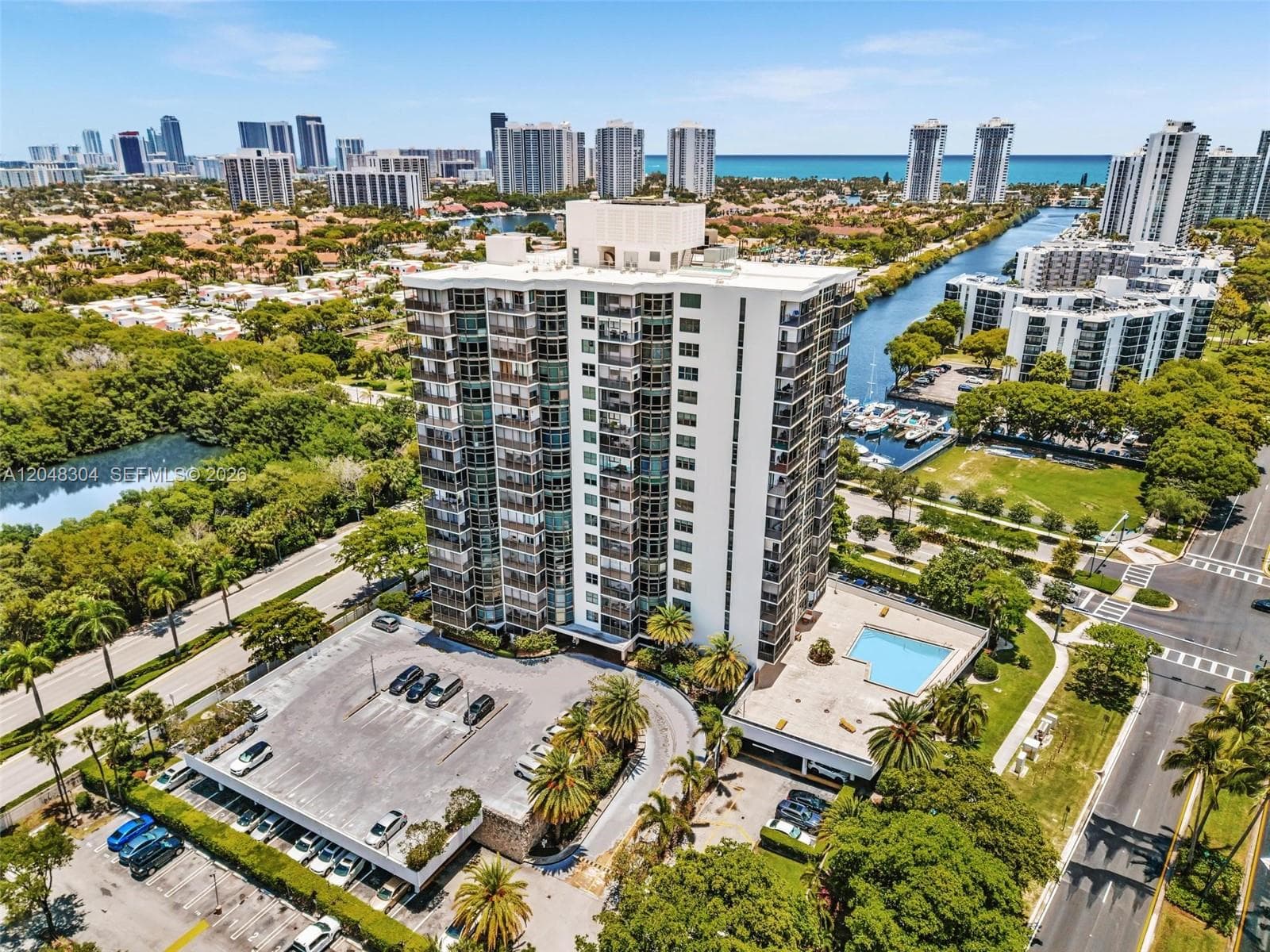 BONAVISTA CONDO · #905 in Aventura - Photo 49