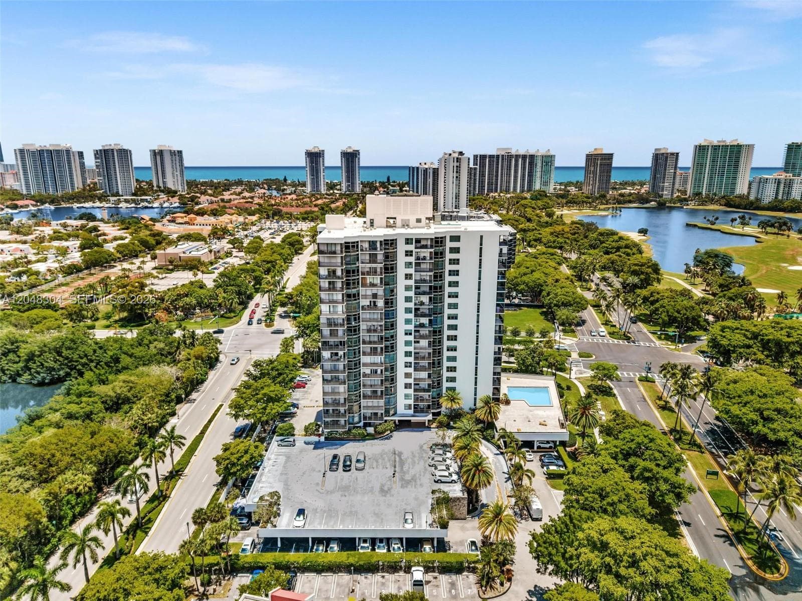 BONAVISTA CONDO · #905 in Aventura - Photo 48