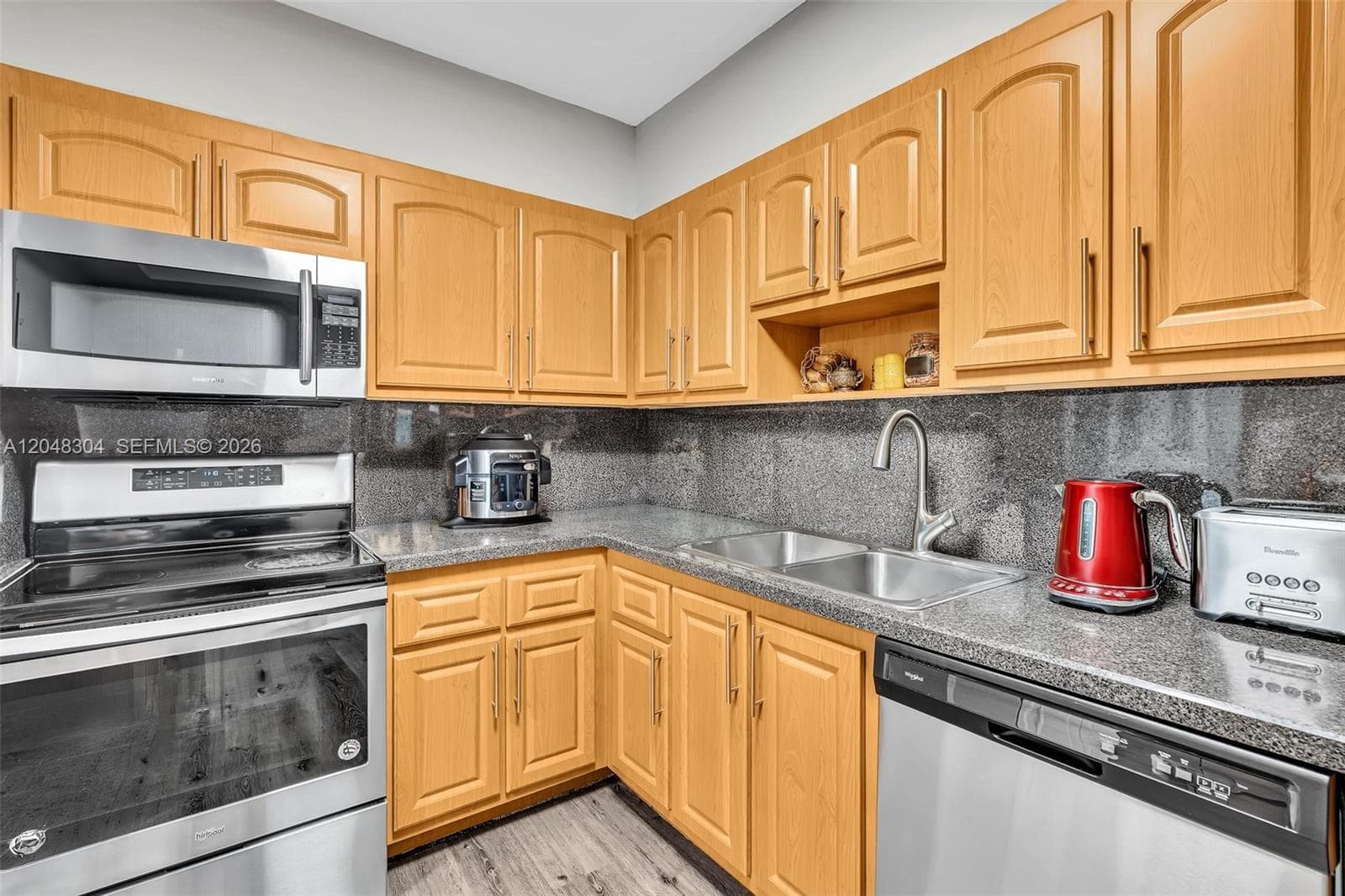BONAVISTA CONDO · #905 in Aventura - Photo 8