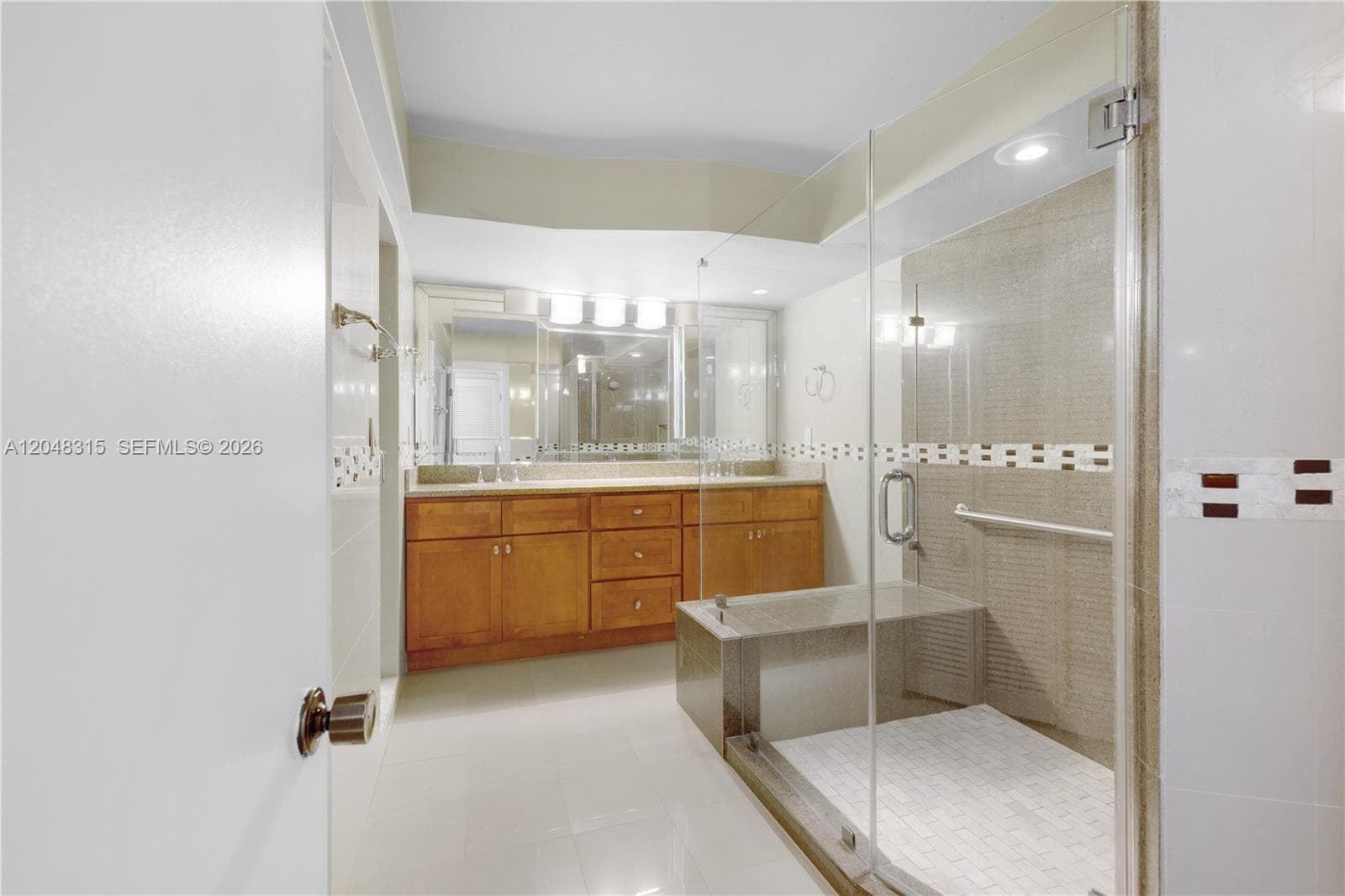 MAR DEL PLATA CONDO · #703 in Miami Beach - Photo 36