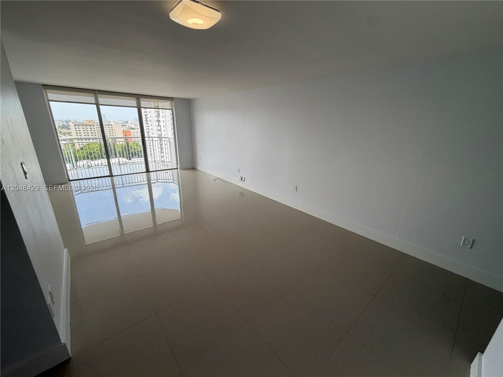 DEL PRADO MARINA · #1802 in Aventura - Photo 2