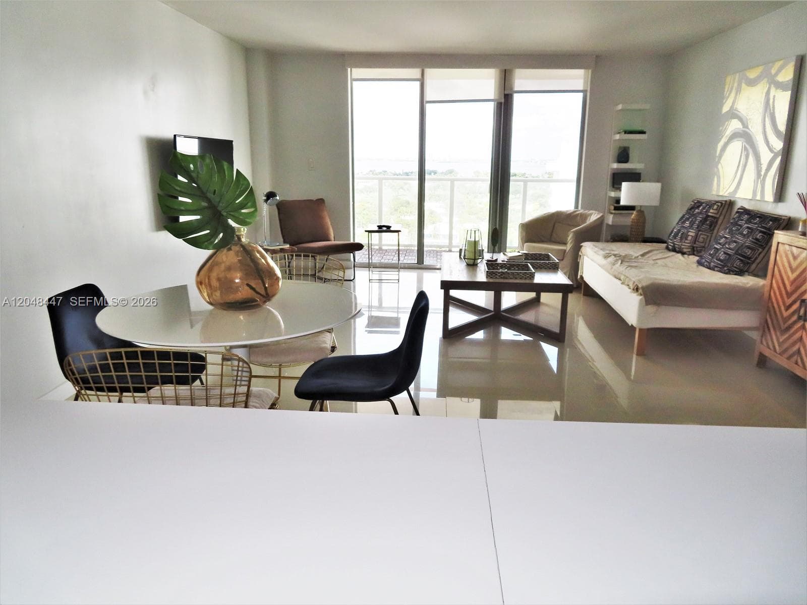 ARLEN BEACH CONDO · #1703 in Miami Beach - Photo 2