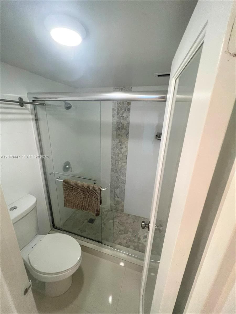 ARLEN BEACH CONDO · #1703 in Miami Beach - Photo 17
