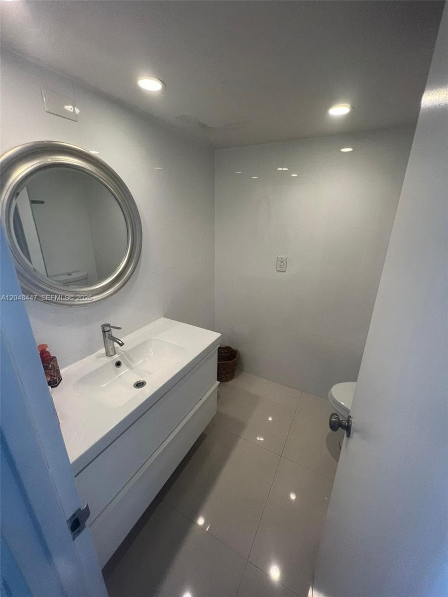 ARLEN BEACH CONDO · #1703 in Miami Beach - Photo 18