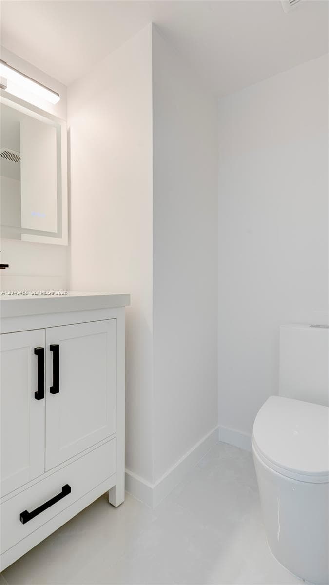 933 NE 24th Ave #169 photo 24
