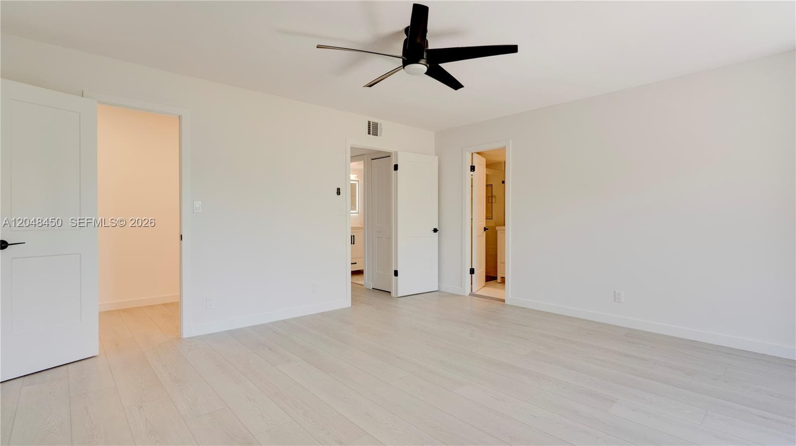 933 NE 24th Ave #169 photo 38
