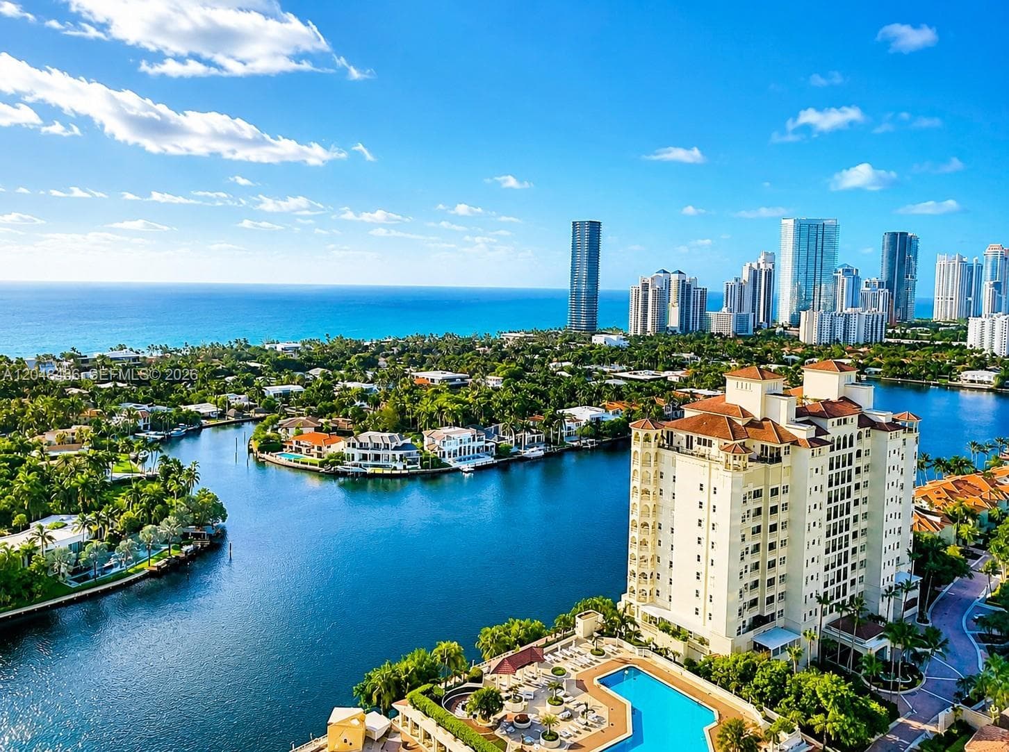 TERRACES NORTH TURNBERRY · #2601 in Aventura - Photo 2