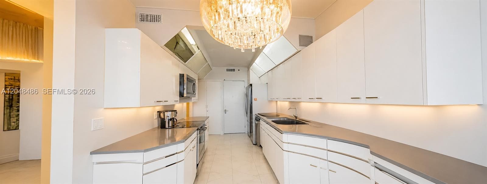 TERRACES NORTH TURNBERRY · #2601 in Aventura - Photo 4
