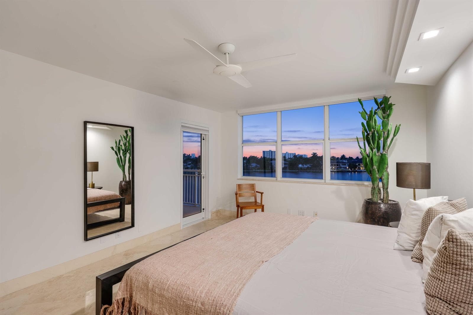 511 Bayshore Drive - 70