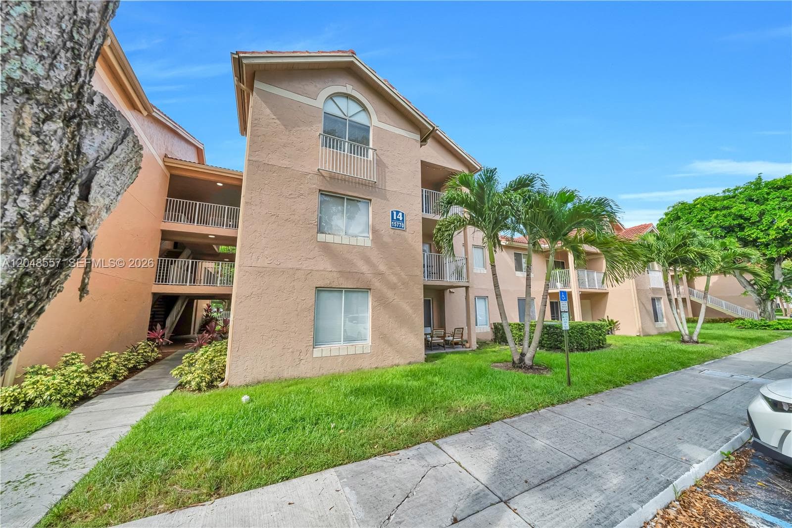 ROYAL PALM PLACE · #106 in Miami - Photo 2