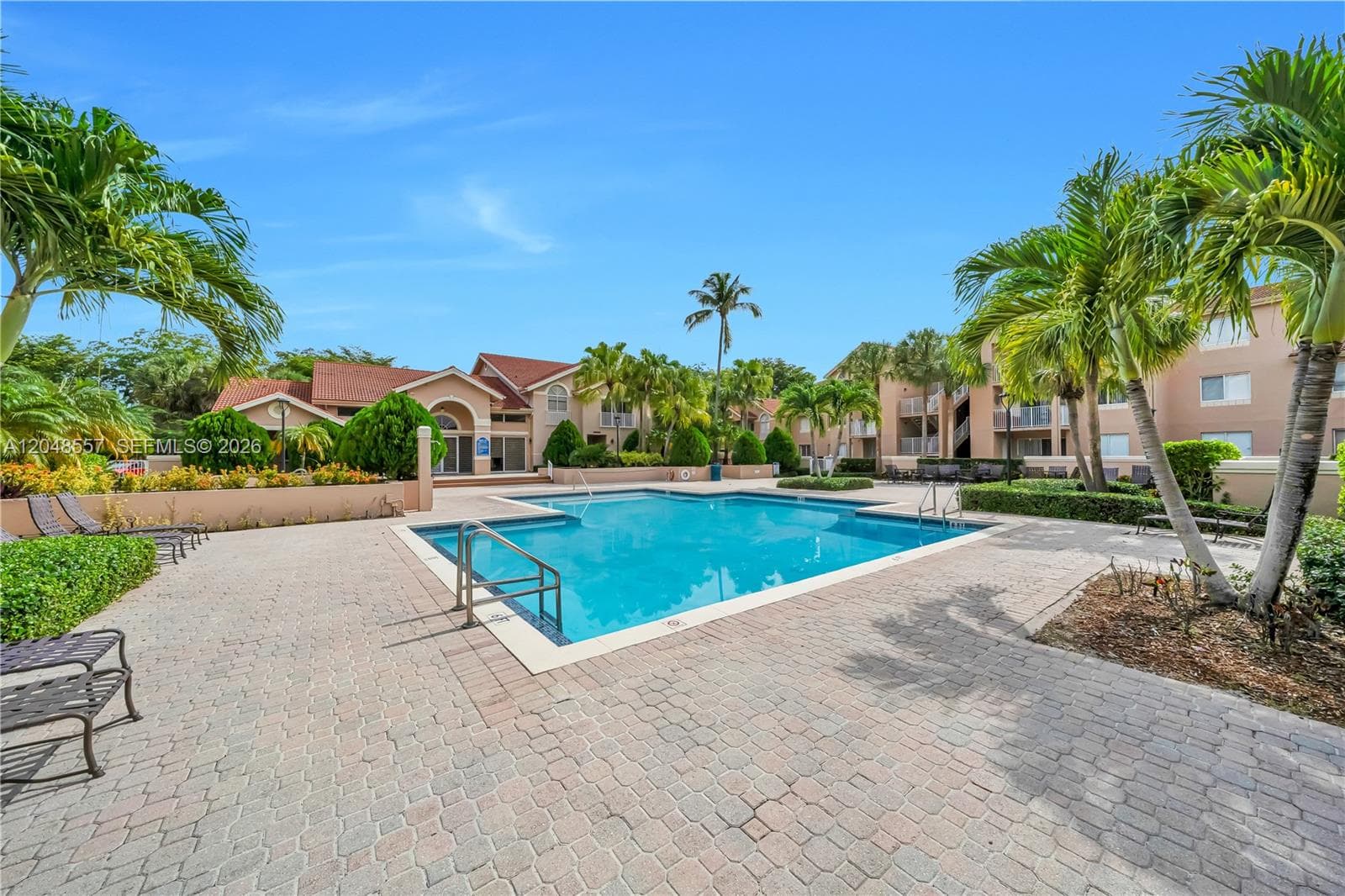 ROYAL PALM PLACE · #106 in Miami - Photo 24