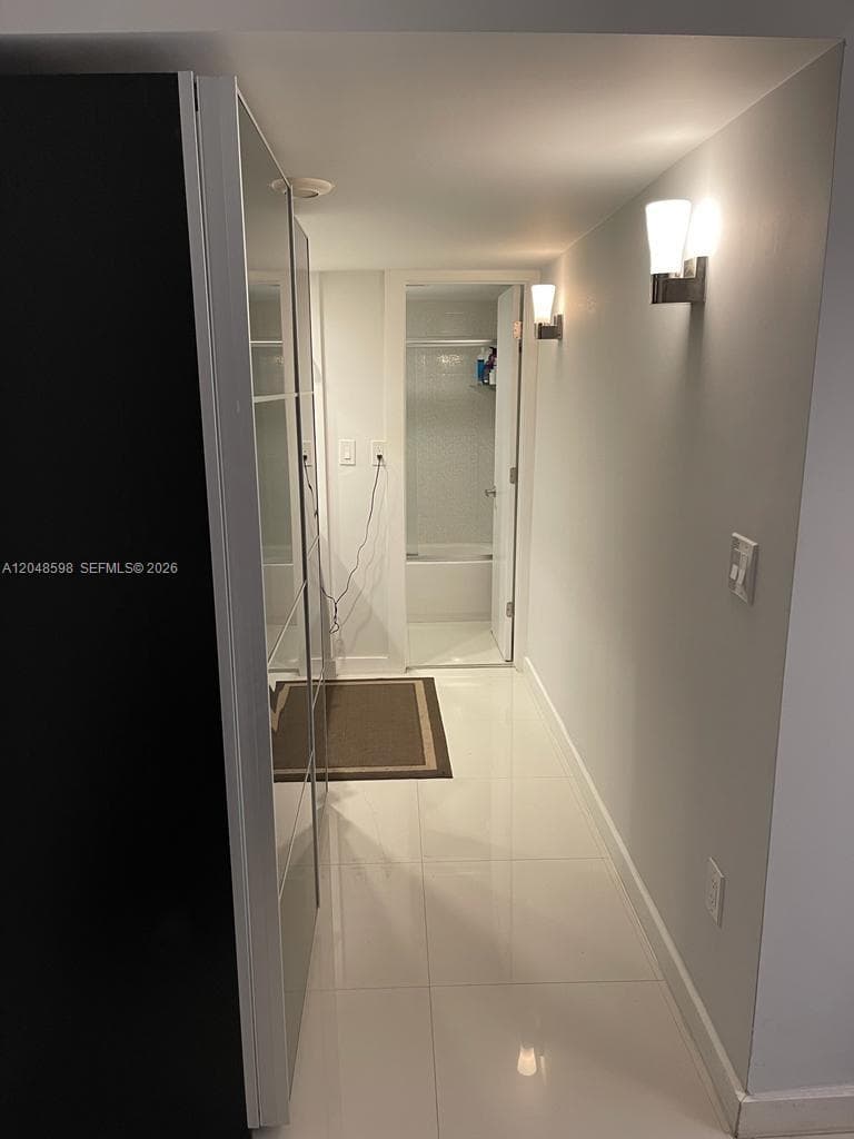 ARLEN BEACH CONDO · #1411 in Miami Beach - Photo 7