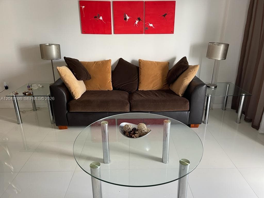 ARLEN BEACH CONDO · #1411 in Miami Beach - Photo 3